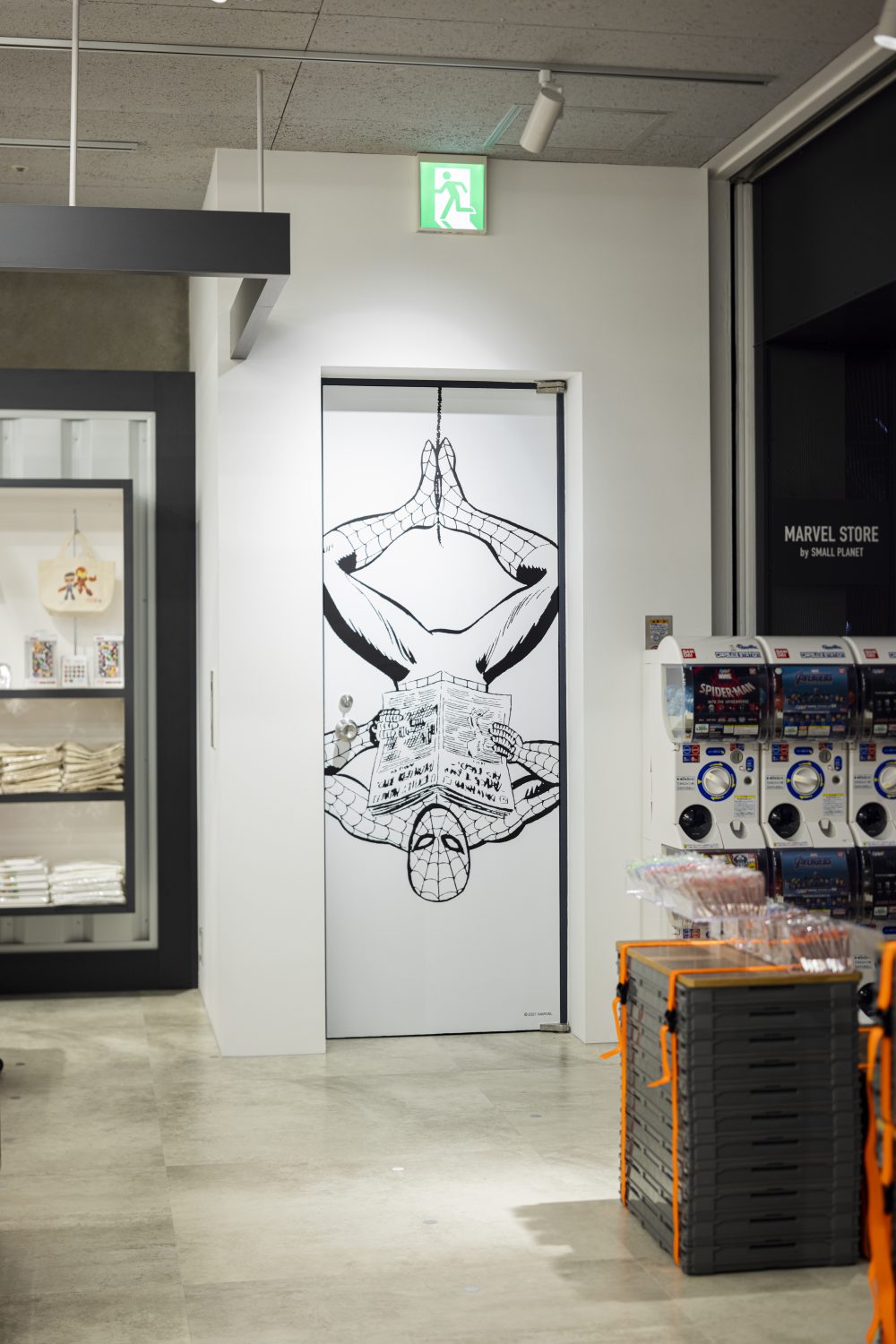 MARVEL STORE by SMALL PLANET