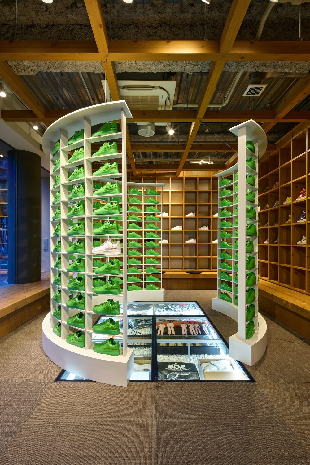 Air Force 1 Gallery by atmos Sendagaya