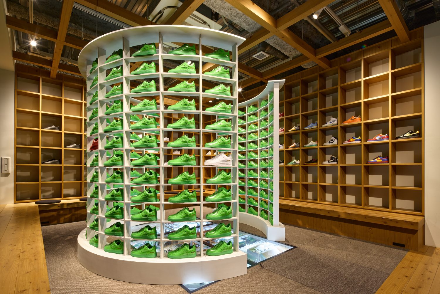 Air Force 1 Gallery by atmos Sendagaya